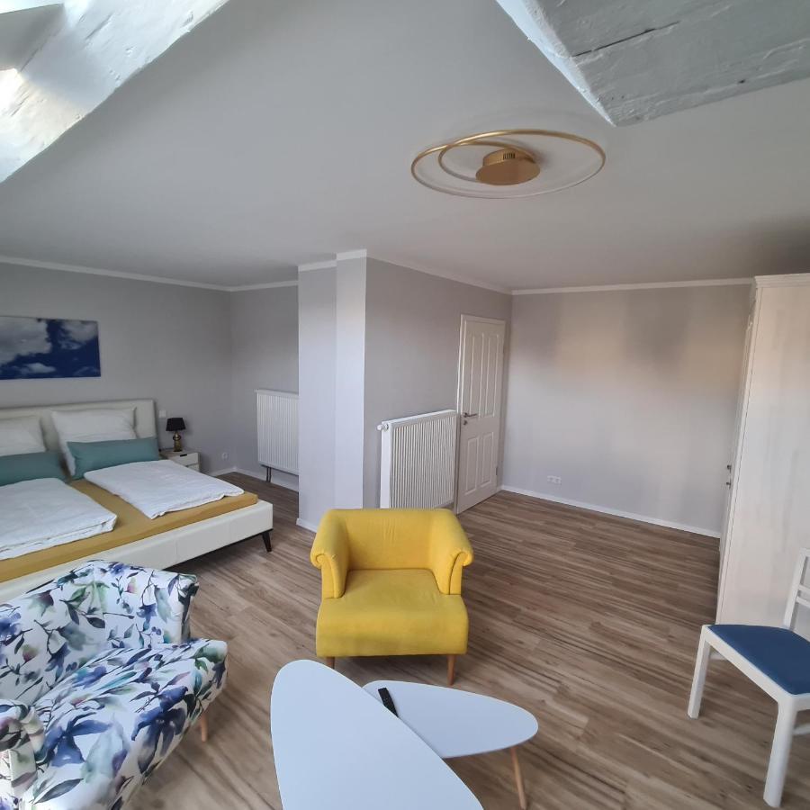 Gaestezimmer Treuen - Bed & Breakfast Εξωτερικό φωτογραφία