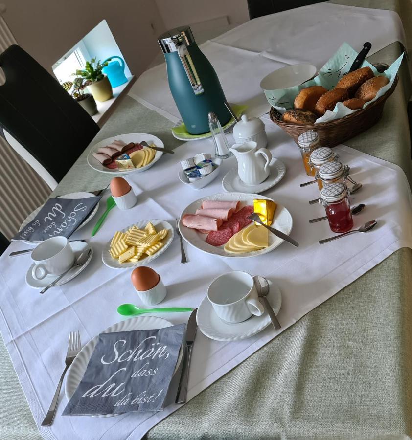 Gaestezimmer Treuen - Bed & Breakfast Εξωτερικό φωτογραφία